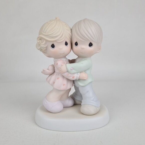 Precious Moments 521299 "Hug One Another" Retired Figurine Vntg +2 Ornament - Picture 2 of 7